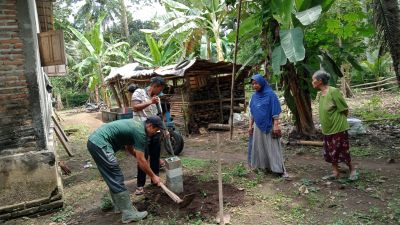 Pemansangan Patok Batas Desa